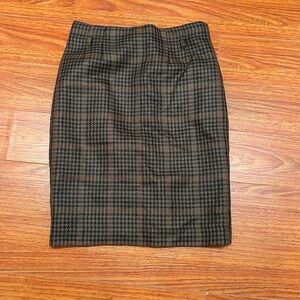Women’s Pencil Skirt Amanda + Chelsea Size 2 Brown Plaid